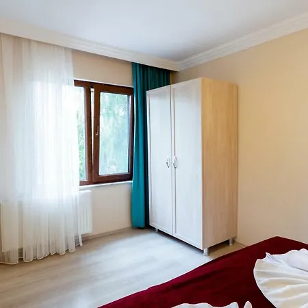 Palm Way Hotel *
