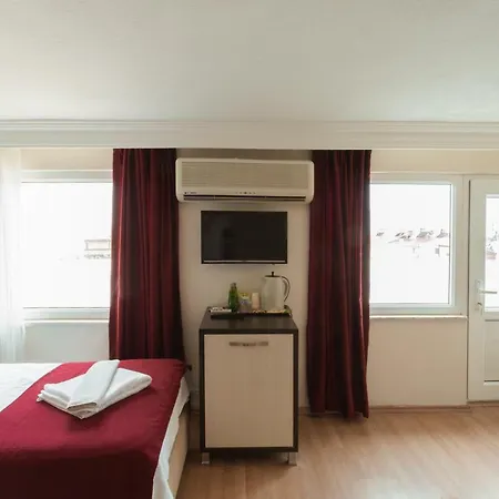 Palm Way Hotel *