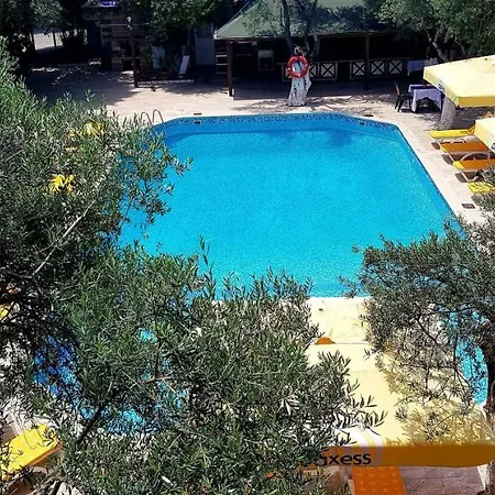 Hotel Palm Way *