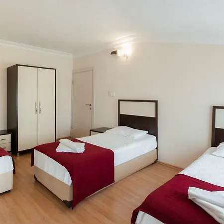 Palm Way Hotel *